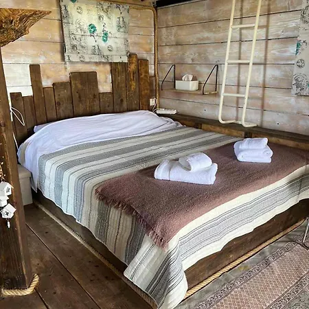 Tuz Treehouse Apartment